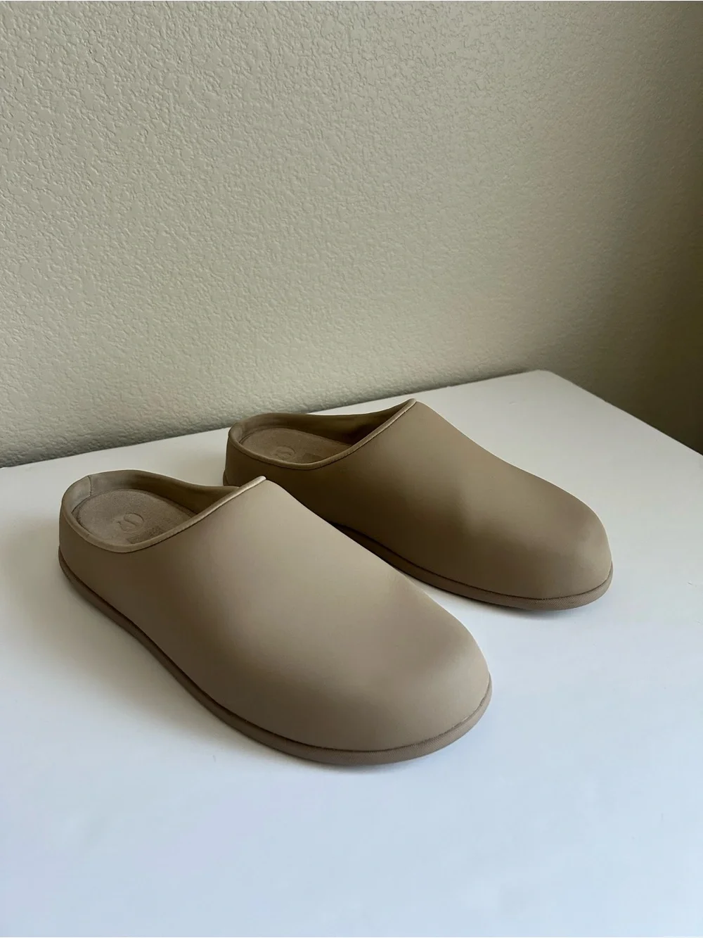Lululemon Women's SwayDay Mule - Picture 2 of 14